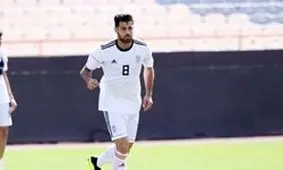 مدافع تیم ملی با عصا اردوی تیم ملی را ترک کرد