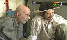 موز خوردن علی صادقی در متهم گریخت