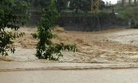 154 شهر و روستا درگیر سیل و آبگرفتگی/ رهاسازی 106 خودرو از مسیر سیلاب