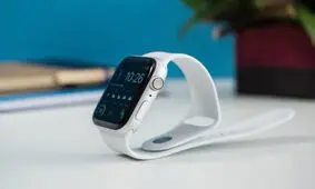 مشکل اپل واچ سری 4 ساعت را دچار بوت لوپ می کند