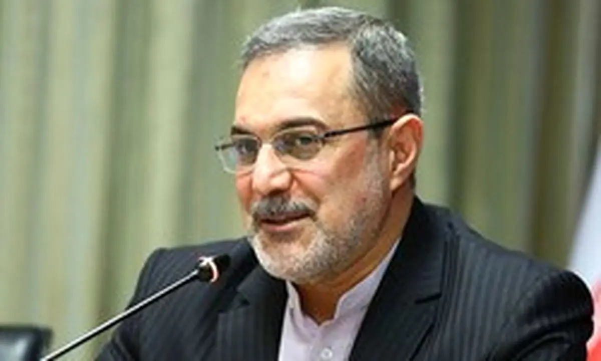 بچه‌ها در مدرسه باید بازی کردن را یاد بگیرند/ یکی از کلاس‌های درس باید باغچه باشد