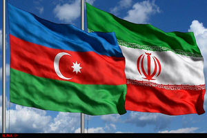 مراودات تجاری با آذربایجان از طریق صرافی‌ها صورت می‌گیرد/ بانک ملی همکاری نمیکند