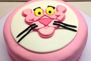 مدل کیک تولد برای علاقمندان به پلنگ صورتی