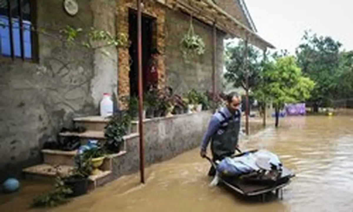 تخریب 20 پل در تنکابن/ 4 روستا هنوز در محاصره سیل هستند