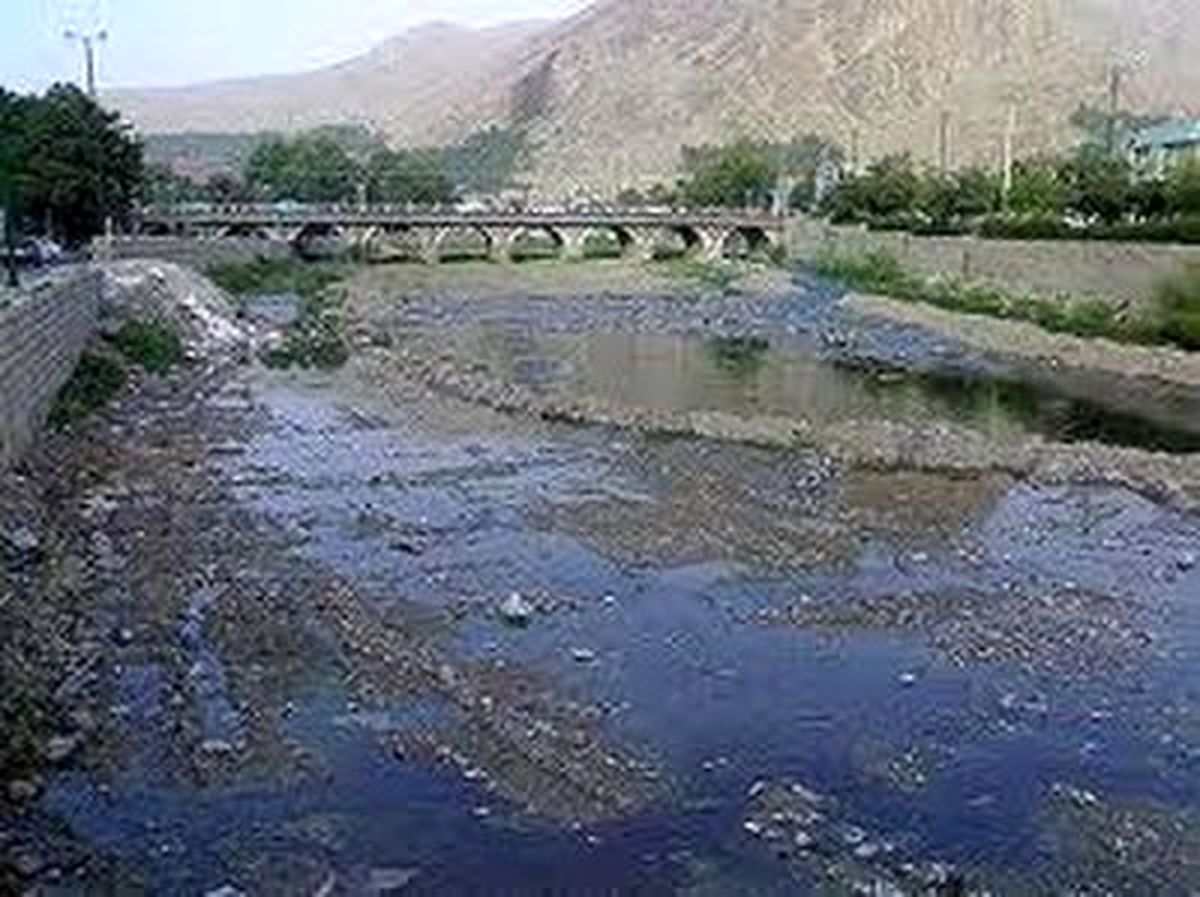 همچنان به رودخانه خرم‌آباد پساب ریخته می‌شود