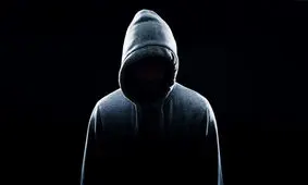 هر نیروی خدماتی را به خانه تان راه ندهید/ بعضی از آنها با هدف تهیه فیلم سیاه و اخاذی از شما وارد خانه تان می شوند