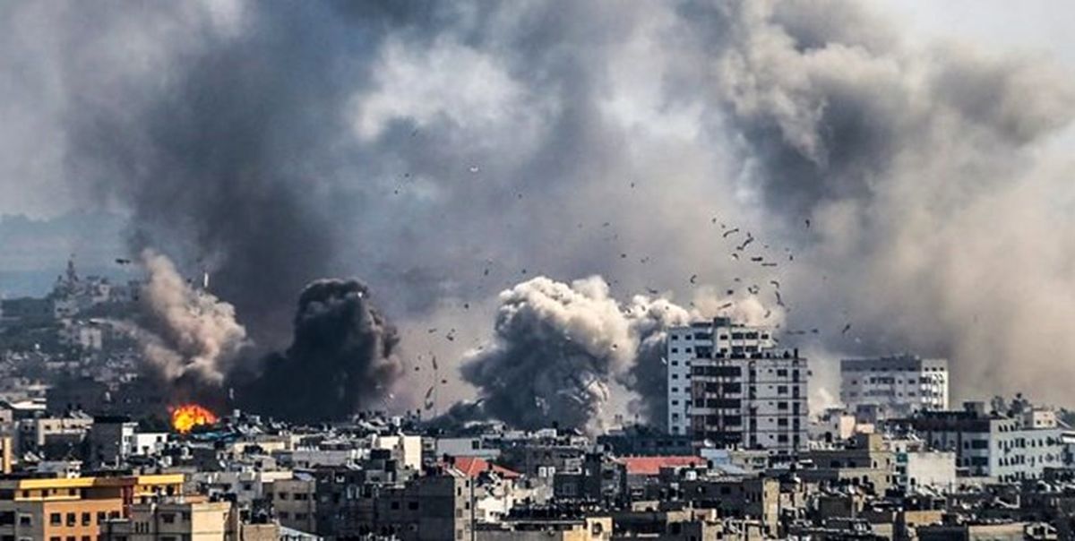 درگیری حماس و اسرائیل همزمان با تداوم بمباران غزه/ شهادت ۵۰ تن در بمباران رژیم صهیونیستی به محله الزیتون در غزه

