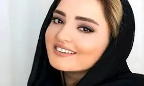 ژست متفاوت نرگس محمدی در خودروی لاکچری