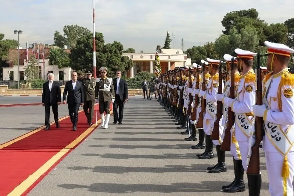 پزشکیان عازم نیویورک شد/ رئیس‌جمهور پیش از عزیمت: با قدرت از مواضع ایران در مجامع بین‌المللی دفاع خواهیم کرد