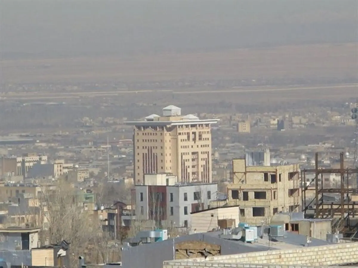 خودکشی نافرجام در برج پاستور همدان