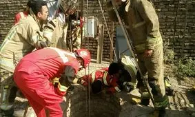 نجات کارگر از عمق چاه ۸۰ متری در جاده خاوران + تصاویر