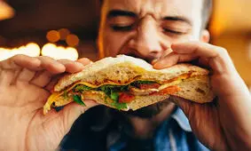 چه ارتباطی بین نحوه غذا خوردن و تیپ شخصیتی افراد وجود دارد؟