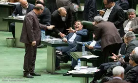 اصلاح‌طلبان مجلس برای ابقای آخوندی امضا جمع می‌کنند