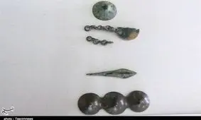 کشف اشیاء عتیقه در هامون