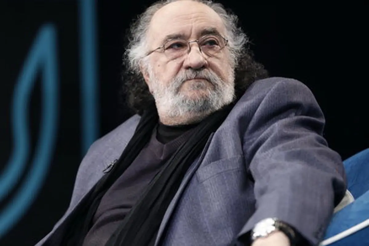 داریوش ارجمند: قلبی سازگار با فرهنگ مملکت داشته باشد