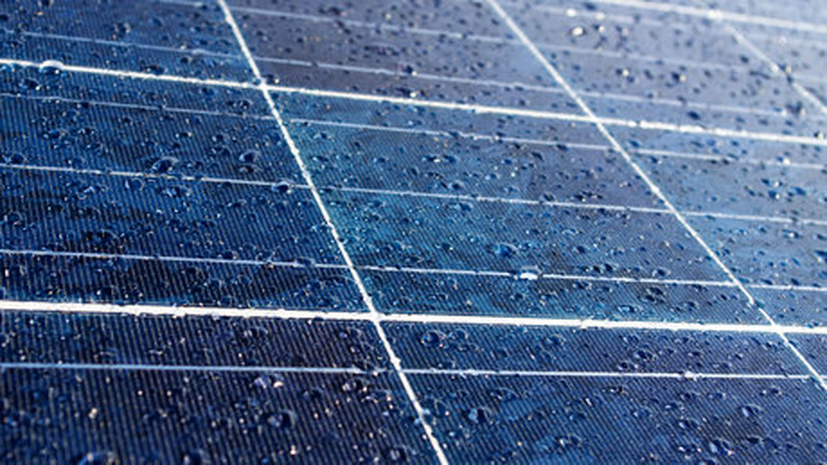 انرژی خورشیدی بهترین گزینه برای تولید برق در قم است