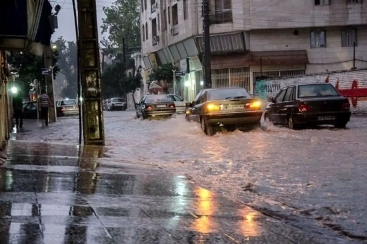 وزش شدید باد در گیلان/ هشدار آبگرفتگی معابر و جاری شدن سیلاب