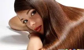 با این ترفندها موهایتان را براق کنید