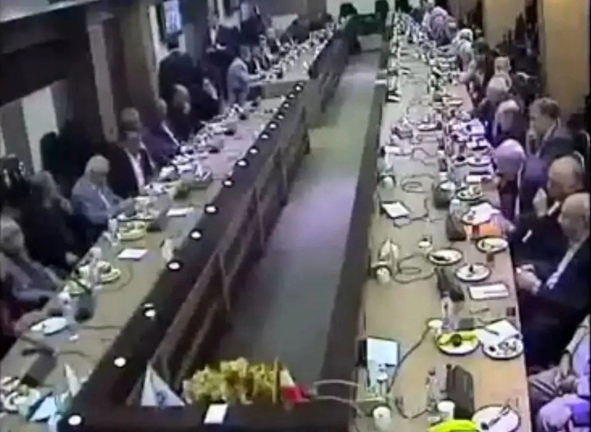 اظهارات صریح و تکان دهنده در اتاق بازرگانی خطاب به وزیر صنعت