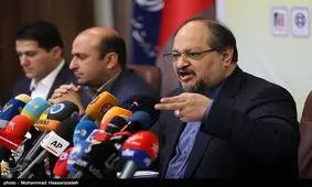 شریعتمداری در وزارت کار نمره‌ای بهتر از وزارت "صمت" کسب نمی‌کند