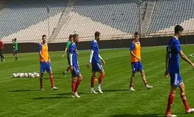 بازیکنان تیم ملی فوتبال ایران پا به توپ شدند