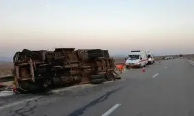 بارش باران و لغزندگی سطح جاده عامل تصادف اتوبوس راهیان نور