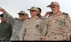 رئیس ستاد کل نیروهای مسلح از مناطق مرزی استان کرمانشاه بازدید کرد+ تصاویر