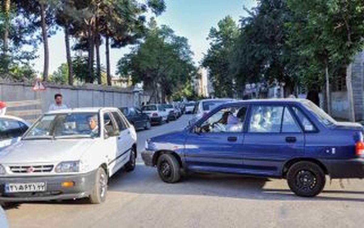 خیابان پرستار مشهد نیاز به درمان دارد