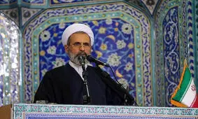 مسئولان به نصایح مراجع تقلید در حل مشکلات اقتصادی توجه کنند