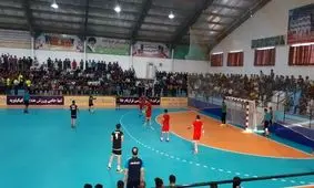 فراز بام دهدشت برابر نیروی زمینی کازرون پیروز شد