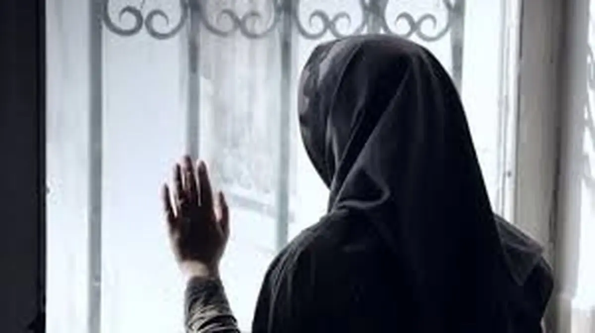 پایان تلخ کلاس عرفانی یک زن متاهل با مرد غریبه در یک اتاق !