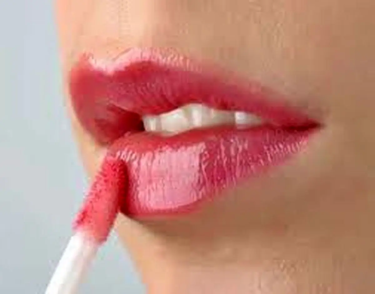 چند مدل آرایش براق لب