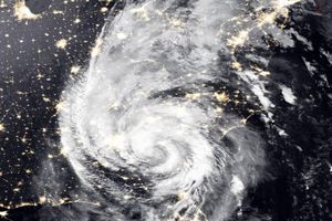 تصویر ماهواره‌ای از طوفان مایکل
