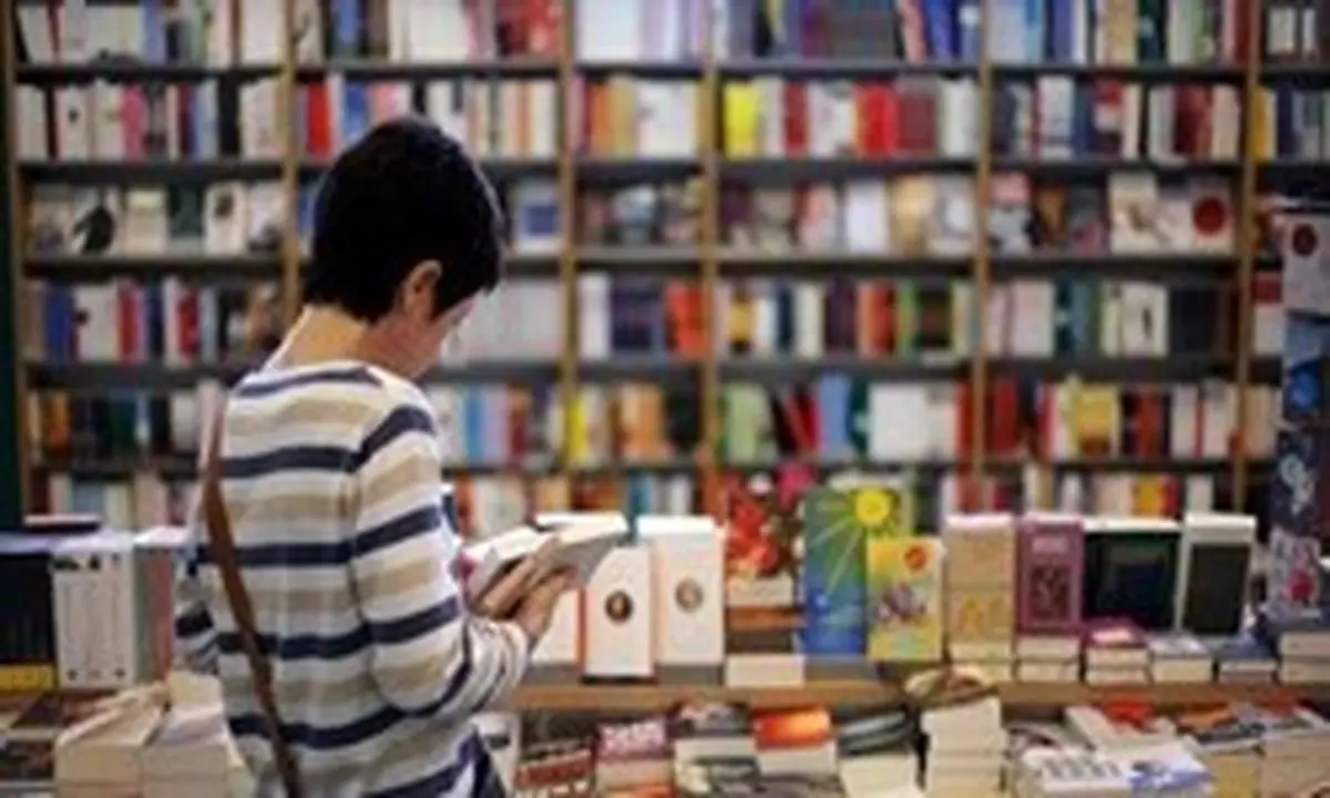 مهمان ناخوانده بدبو، مردم را از نمایشگاه کتاب فراری داد + تصاویر