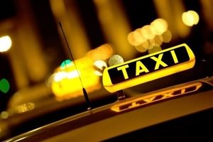 راننده تاکسی ایلامی کیف ۴۰ میلیونی طلا را به صاحبش برگرداند