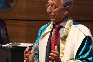 پروفسور سمیعی شهروند افتخاری البرز می‌شود