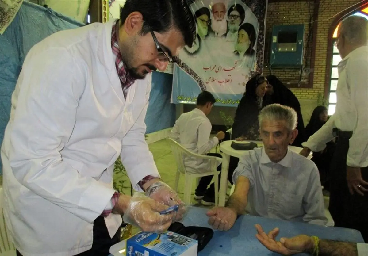 خدمات پزشکی رایگان در مناطق محروم کوهدشت ارائه می‌شود