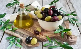 تا می‌توانید زیتون بخورید!