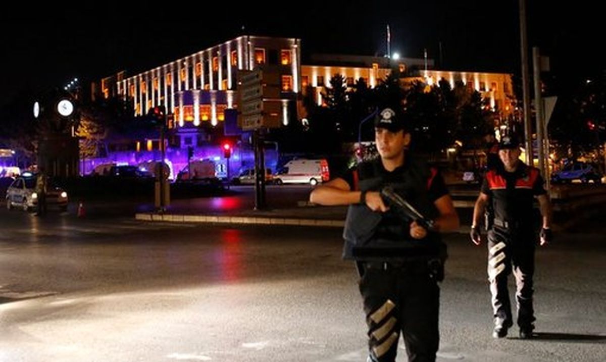 ورود بمب گذار انتحاری به سفارت ایران در ترکیه