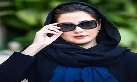 پوشش متفاوت طناز طباطبایی روی پوستر یک نمایش