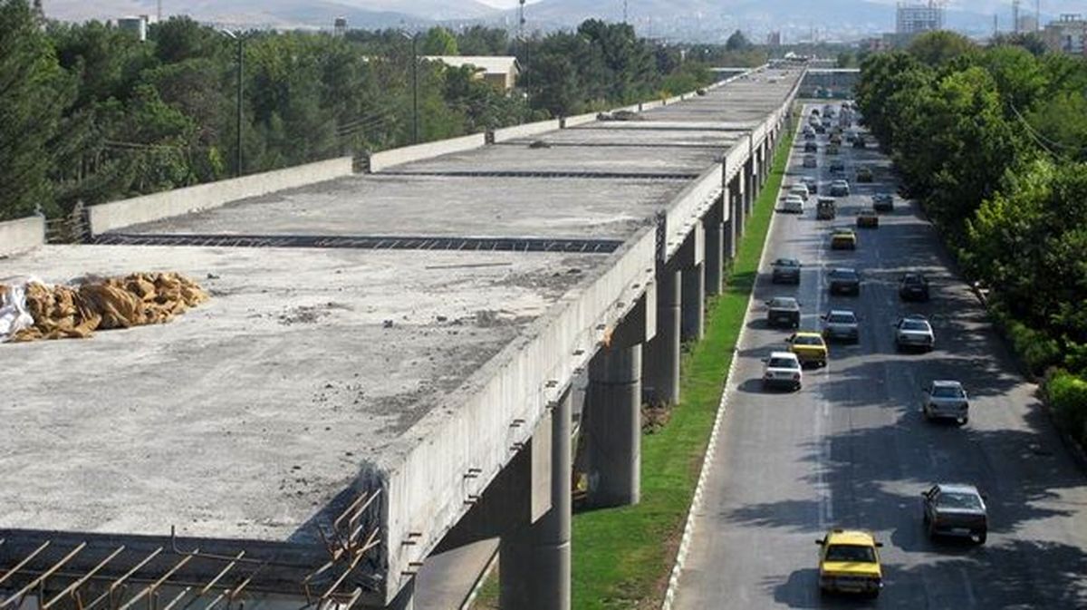 اجرای پروژه قطار شهری کرمانشاه روی ستون کاملا غیرکارشناسی بوده است