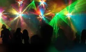 بهره برداری از بانوان ایرانی برای خوش گذرانی فرانسوی ها