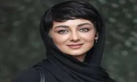 ویدا جوان در اتاق گریم