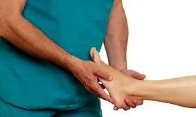 علائم آرتروز پا را بشناسید