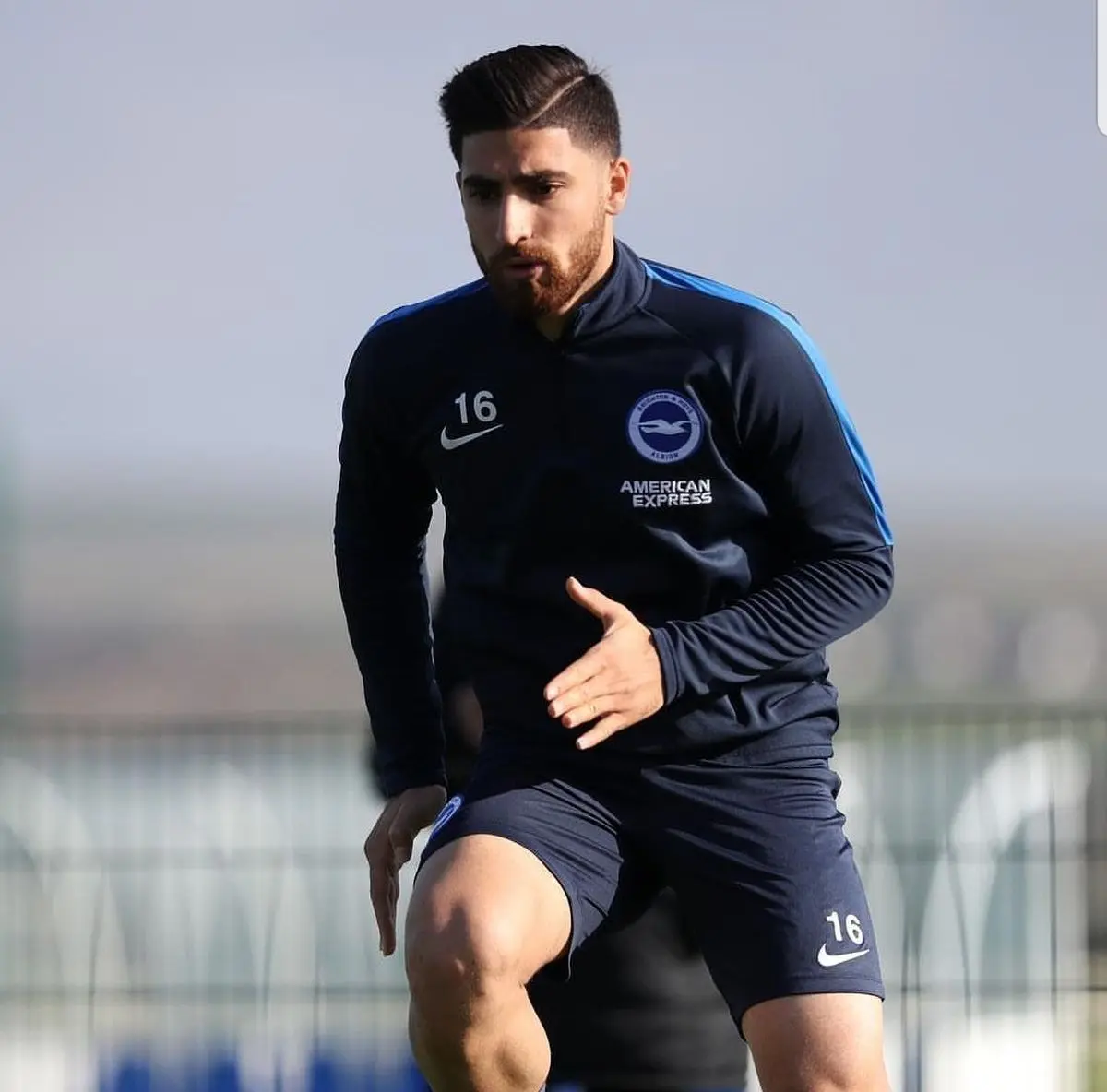 جهانبخش در تمرینات برایتون حضور یافت + عکس