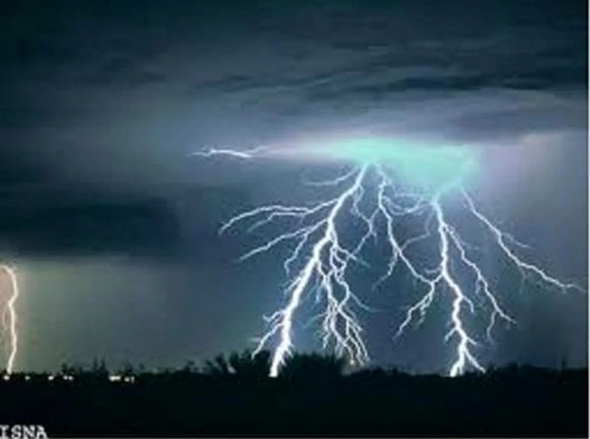 مرگ دو تن در حادثه برخورد صاعقه