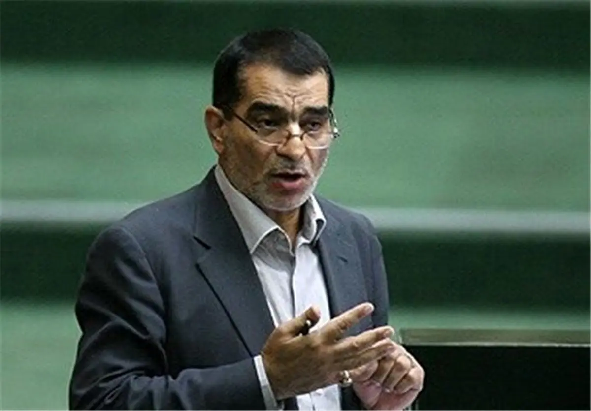 عضو کمیسیون صنایع مجلس: برخی‌ها ‌از ۱۰۰ ‌تا ۵۰۰ میلیارد تومان ارز خریدند‌ اما هیچ ارزی مبادله نشد‌