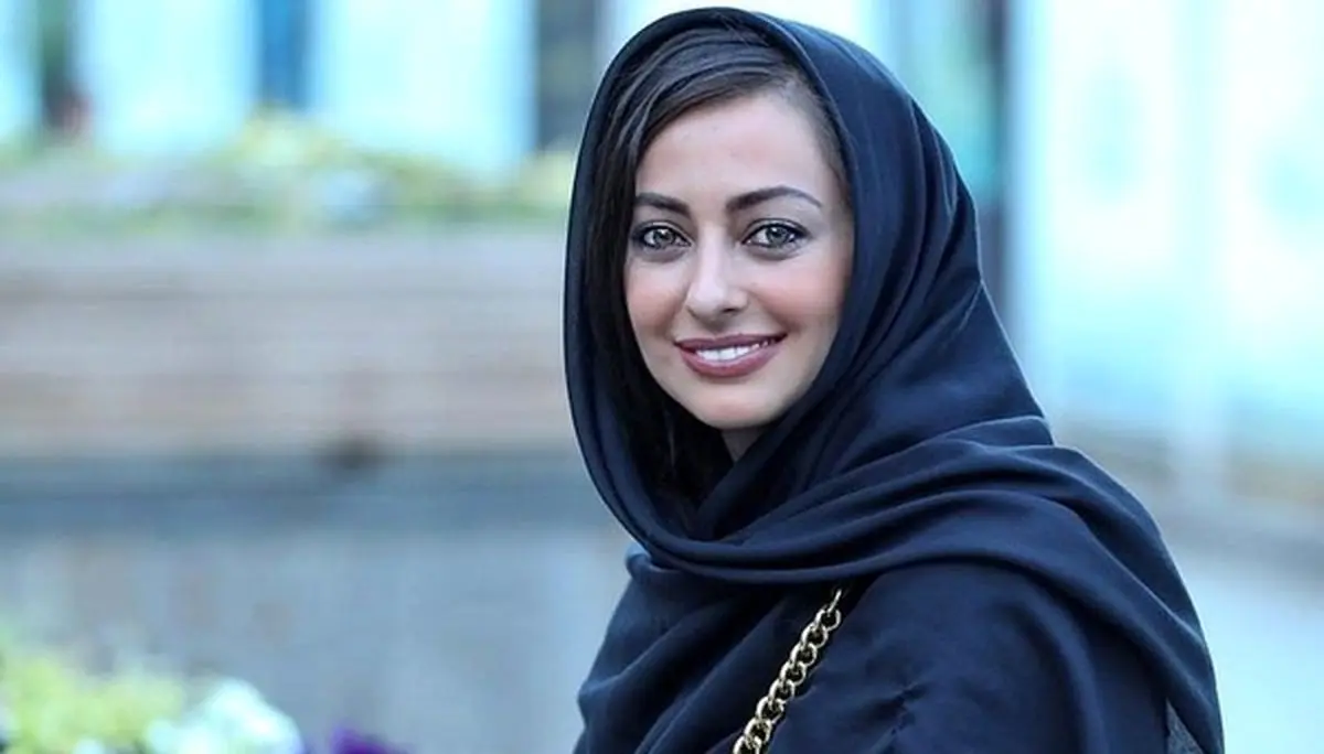 نفیسه روشن: من و سردار آزمون تنهایی بیرون نرفتیم/ ورزشکاران برخی از رشته‌ها برهنه‌تر از فوتبالیست‌ها هستند/ از طریق آشنایان دو بازیکن تیم ملی به ورزشگاه دعوت شدم