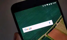 گوگل از تولیدکنندگان بابت استفاده از گوگل پلی در اروپا حق‌امتیاز دریافت می‌کند