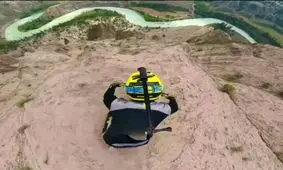 دوچرخه سواری وحشتناک در سراشیبی کوه